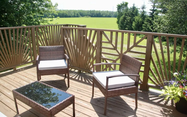 A Touch of Country Bed & Breakfast