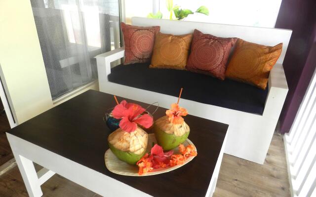 Phoenix Island Resort