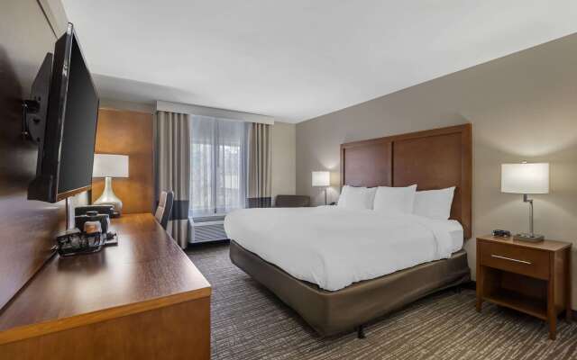 Comfort Inn & Suites