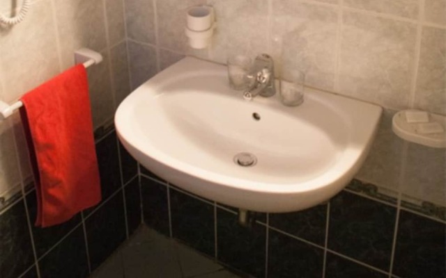 Carefully Furnished Bungalow With a Terrace, 7 km. From Pula