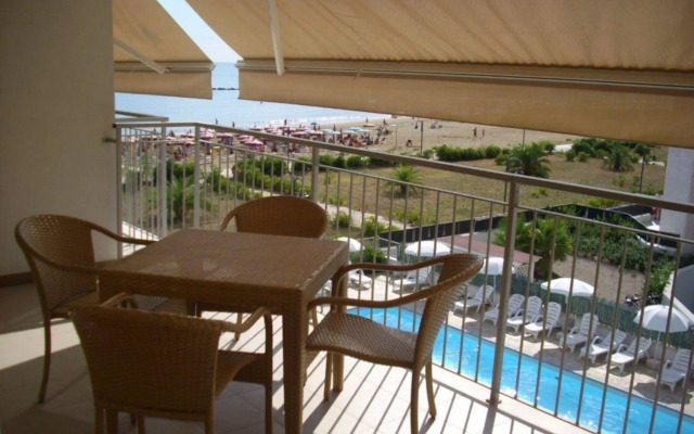 Casa del Mar
