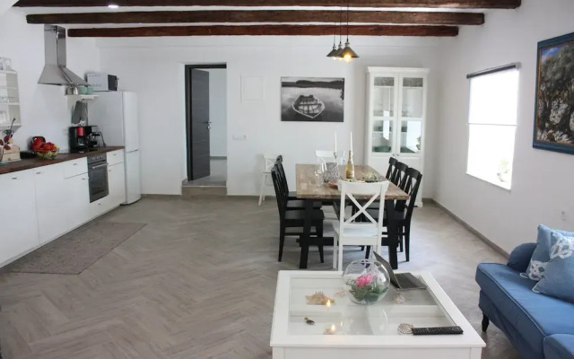Villa Mate