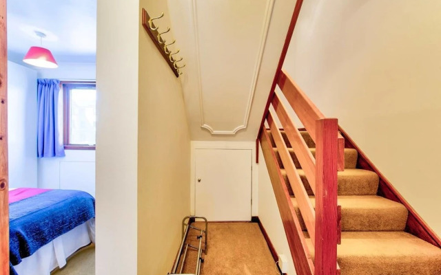 Charming and Quiet 3-bed House Near City Centre