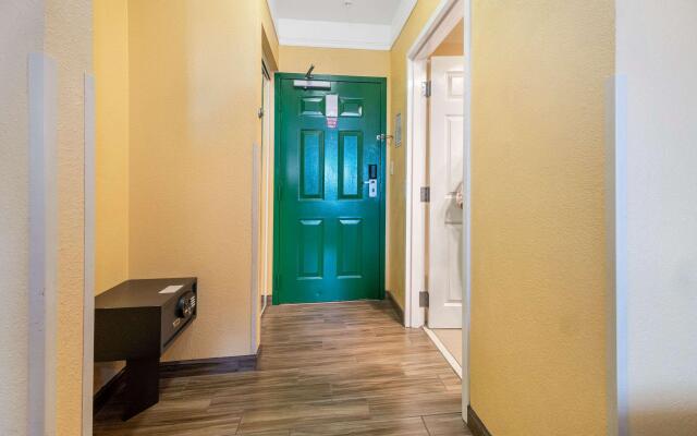 Quality Inn & Suites Galveston - Beachfront