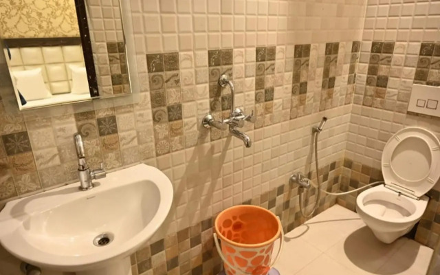 Hotel Arya