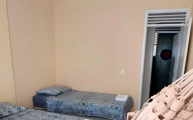 Apartamento Inteiro a 100 metros da Praia