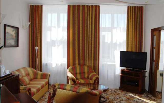Hotel Savoy