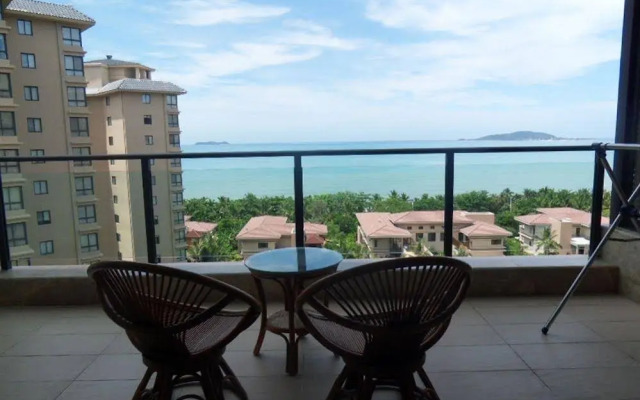 18 Degrees Blue Holiday Apartment