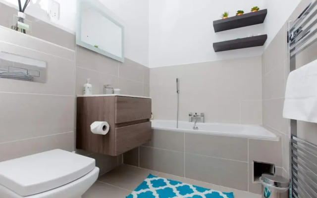 Beautifully Modernised New Town Home