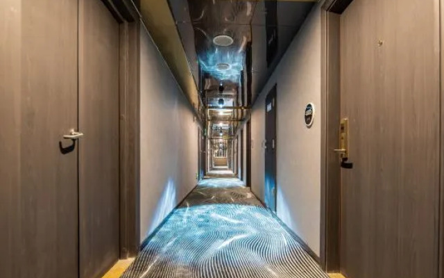 Qianhe Holiday Hotel