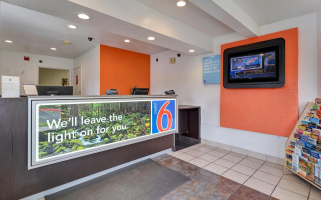 Motel 6 Rohnert Park, CA