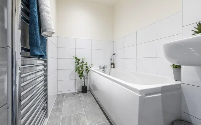 Cosy 2 Bedroom Apartment