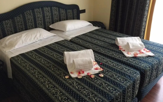 Yachting Hotel Mistral