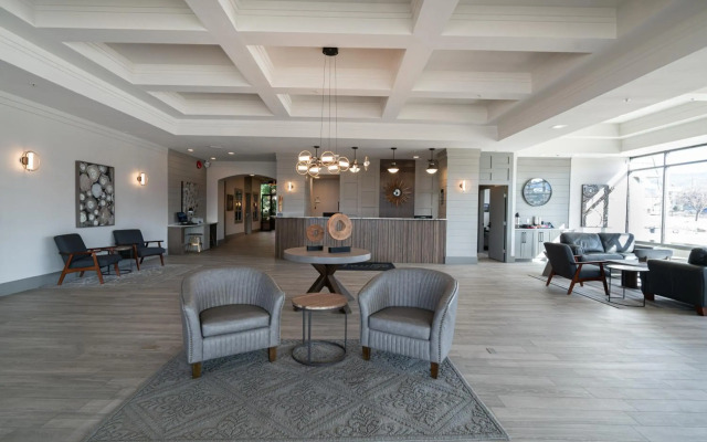 Prestige Vernon Lodge and Conference Centre