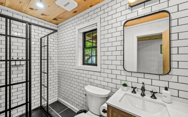 Gburg Pet-friendly Studio Cabin 5 Firepit Games