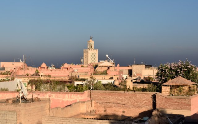 Riad Les Ammonites