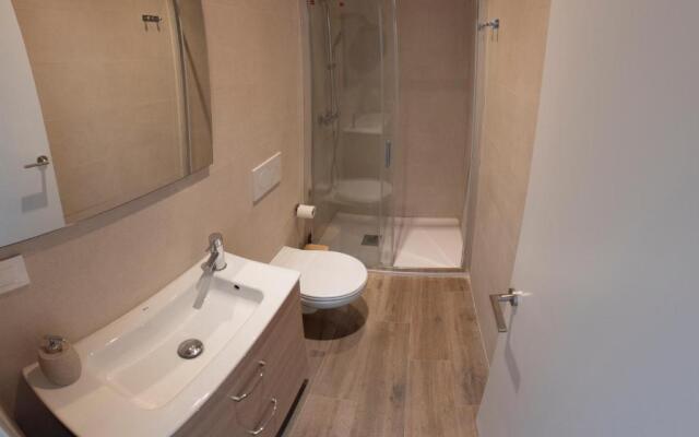 Home in Seville V33-1 Izq