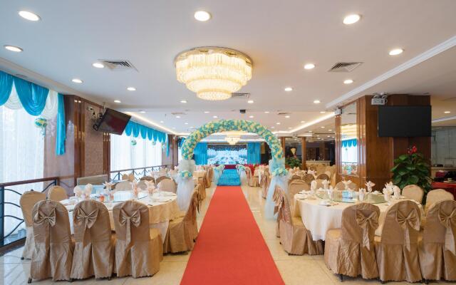 Xinyuan Hot Spring Hotel