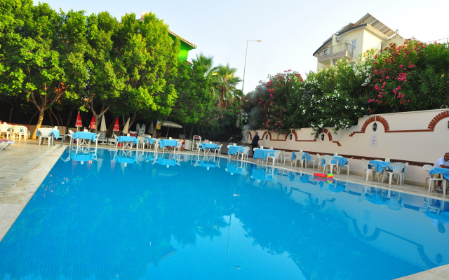 Alessia Hotel