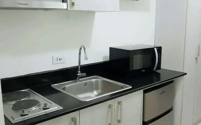 Green Residences  Taft