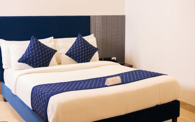 The Eliot Hotel & Banquet