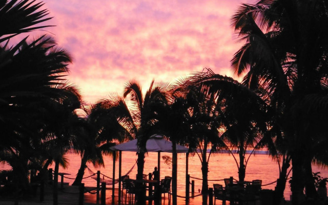 Magic Reef Bungalows