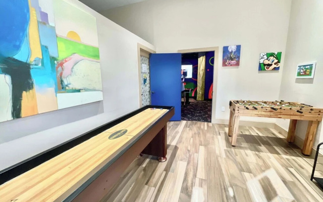 Great Escape to the Enclaves Near Disney!