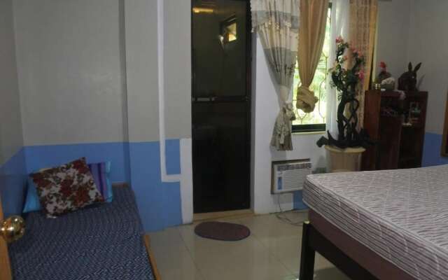 Isla Haruhay Homestay - Hostel