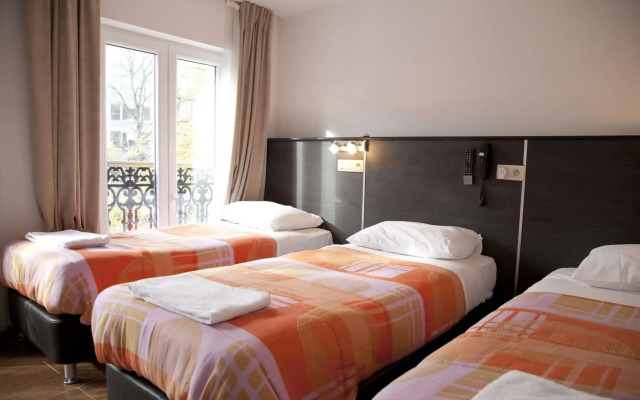 Hotel Barry