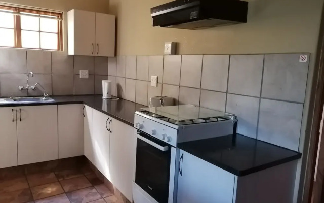 Ibis Place Guest House