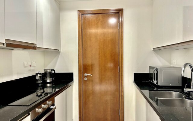 Stunning 1bedroom With Balcony in Al Habtoor City