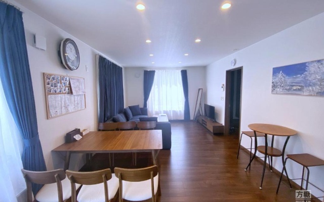 Furano CUBE SUGAR-方糖民宿,步行8min到雪场,3 brs,Max 6ppl – Guest Rooms – Furano