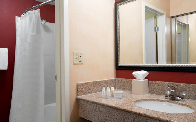 Courtyard Indianapolis Airport