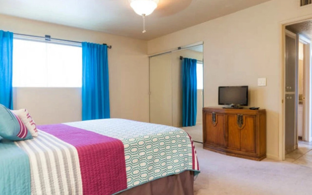 2BR Mid-Century Condo