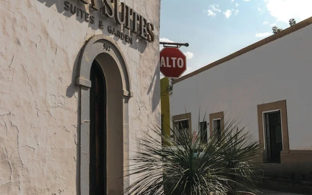 Mina Suites Barrio Antiguo