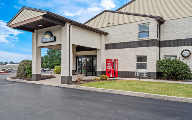Days Inn by Wyndham Lancaster PA Dutch Country