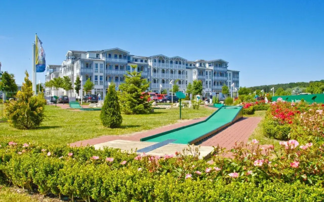 Holiday Complex in Sellin Near Beach