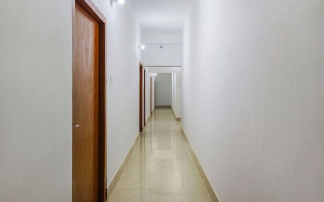 OYO Flagship 50122 GS Residency