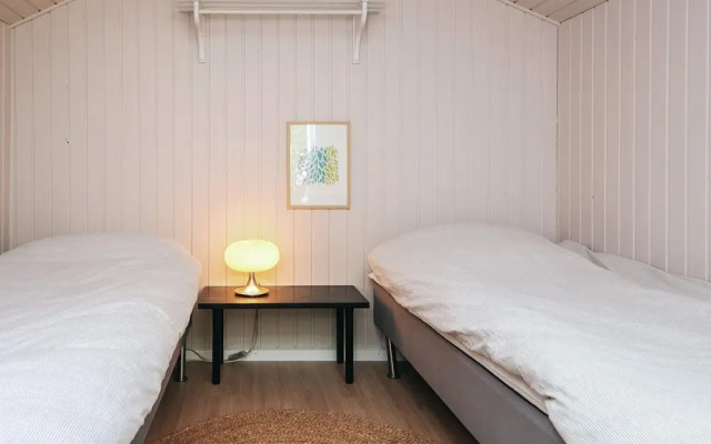 6 Person Holiday Home in Grenaa