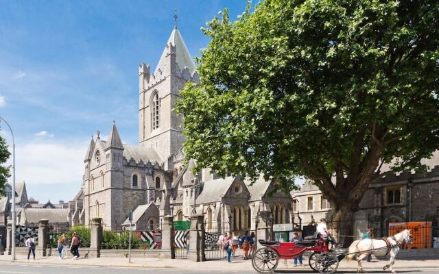 Sweet Inn - Elegant Temple Bar