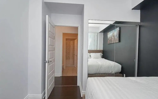 Toronto Suite Rentals - Fly Condo