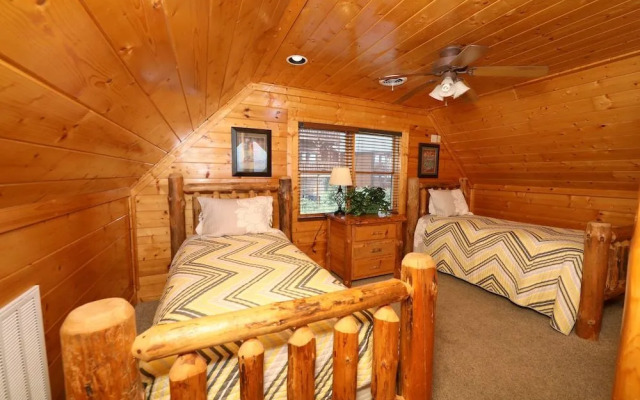 Up Up  Away - Two Bedroom Cabin