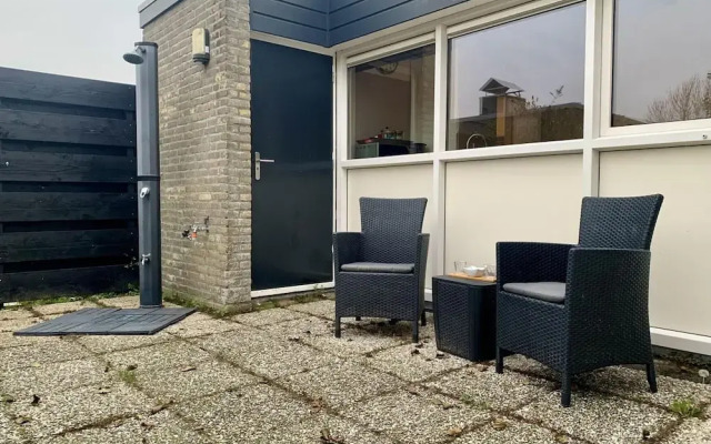 Modern Bungalow Near Beach, Forest