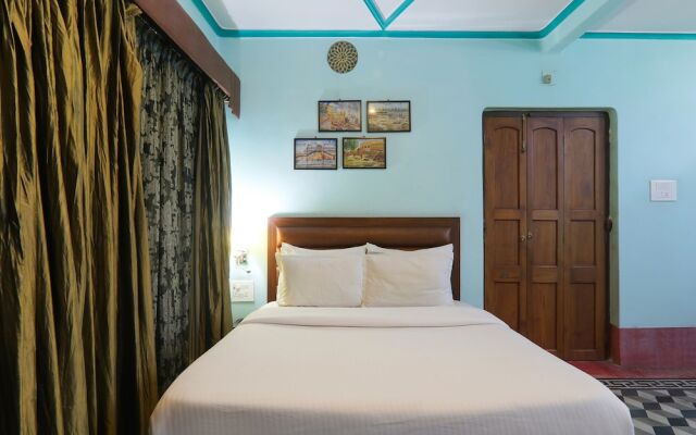 Fabhotel East View
