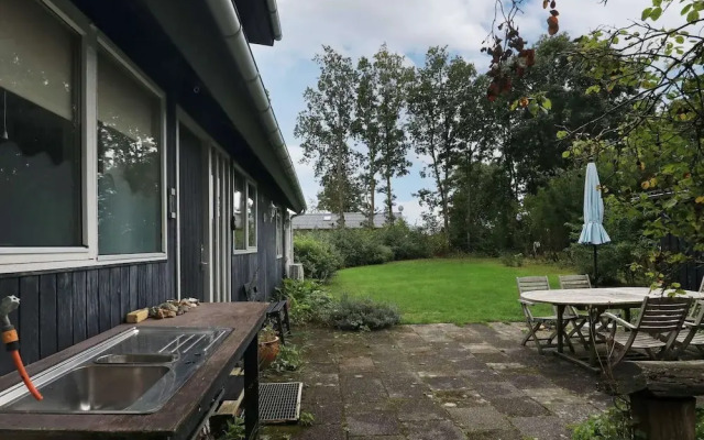 6 Person Holiday Home in Roslev