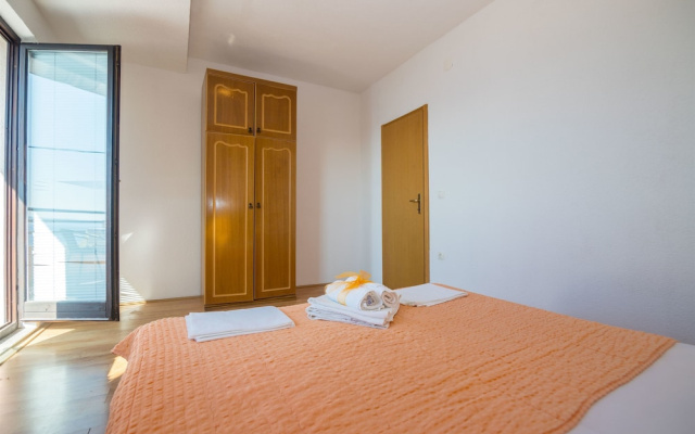 Apartments Galic