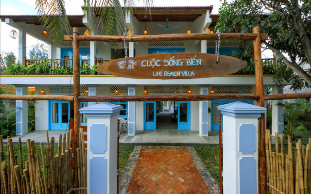 Life Beach Villa
