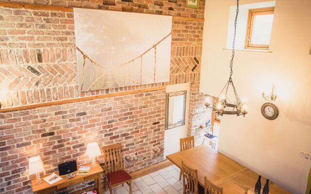 Deerclose West Farmhouse