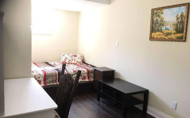 Downtown Comfortable Guest House
