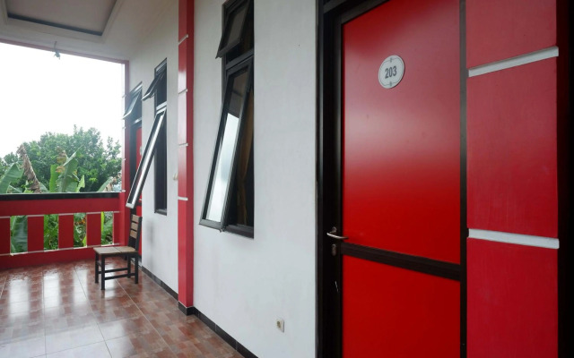 OYO 2718 Backpacker's Homestay Jlegong
